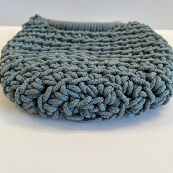 A New Day Blue Crochet / Wood Handles /Small Bucket Handbag- NWOT - Picture 6 of 6